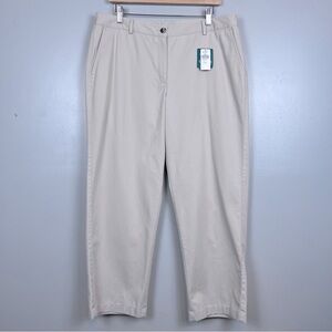 NWT LL Bean Women's Wrinkle Free Favorite Fit bayside Khaki Pant Size 14 Petite